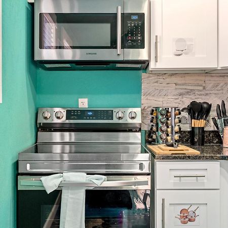 Above The Sea Apartment Сейнт Питърсбърг Екстериор снимка