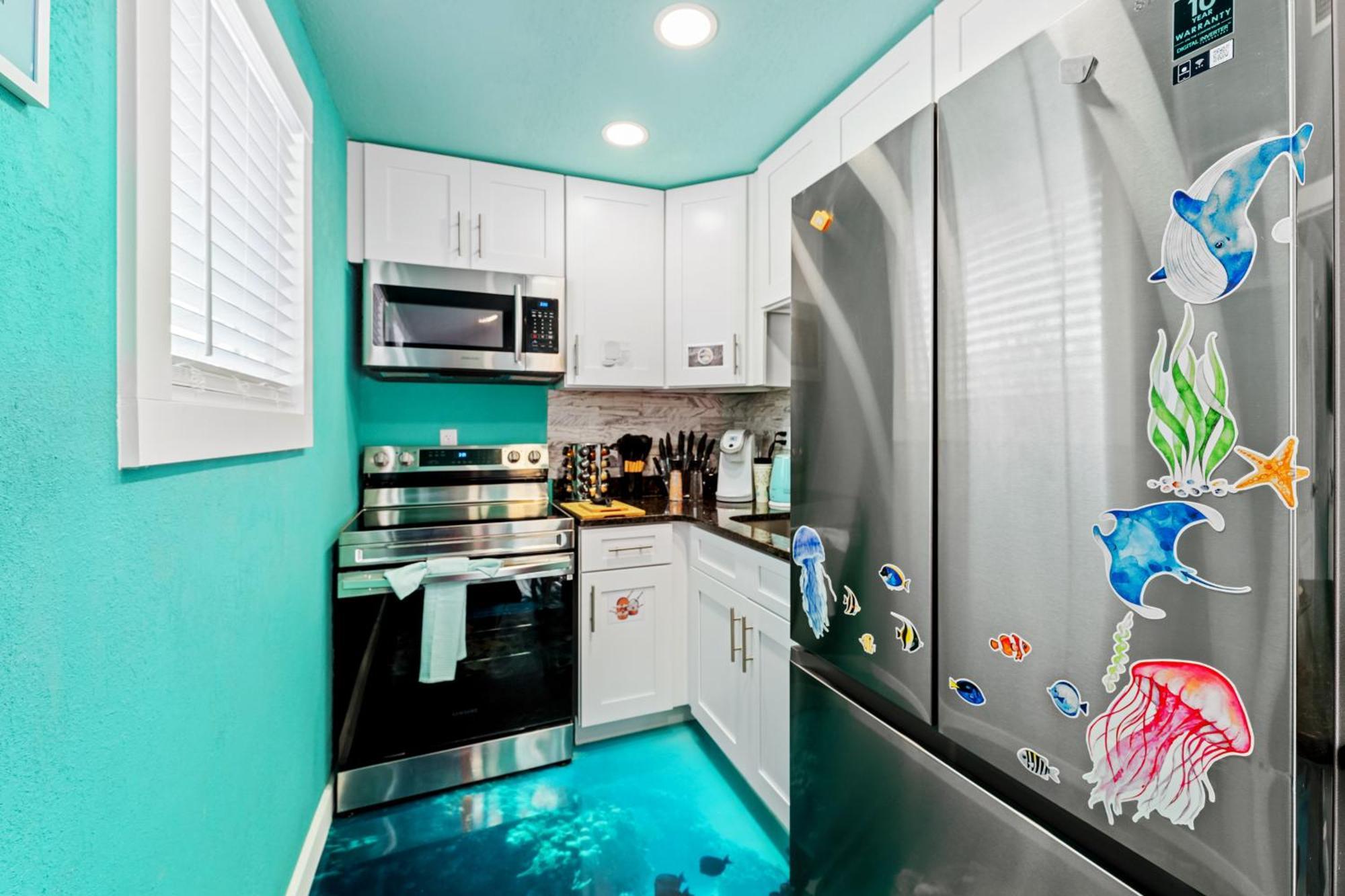 Above The Sea Apartment Сейнт Питърсбърг Екстериор снимка